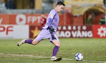 Filip Nguyễn bắt đầu sự nghiệp chơi bóng khi nào